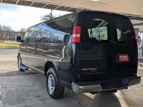 Used 2012 Chevrolet Express 3500 LT w/ LT Preferred Equipment Group image 9