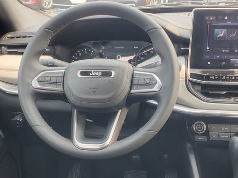 Used 2023 Jeep Compass Limited AWD/4WD image 24
