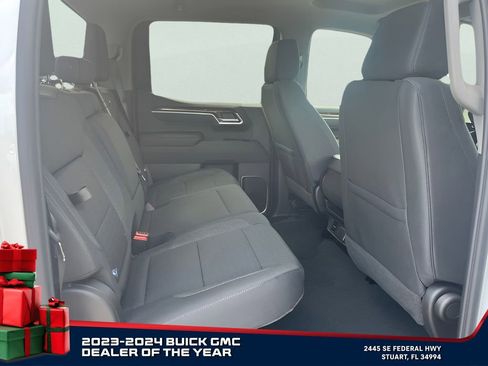 New 2026 GMC Sierra 1500 Elevation image 16