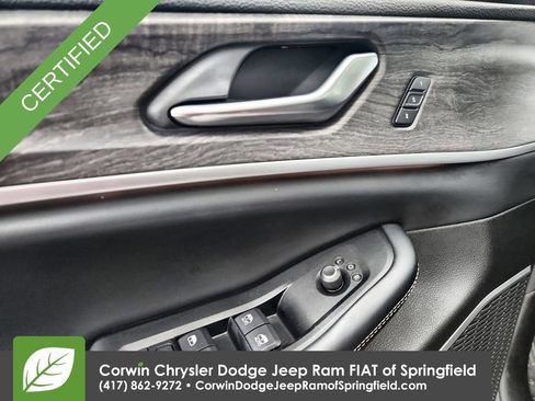 Used 2023 Jeep Grand Cherokee L Limited w/ Luxury Tech Group II AWD/4WD image 20
