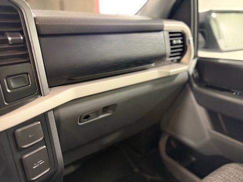 Used 2021 Ford F150 XLT w/ Trailer Tow Package image 18