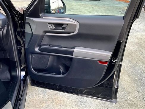 Used 2025 Ford Bronco Sport Badlands image 21