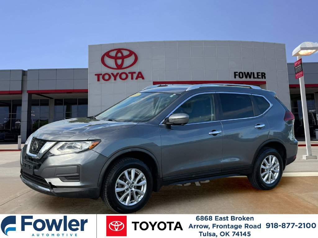 Used 2018 Nissan Rogue SV w/ Premium Package AWD/4WD image 2