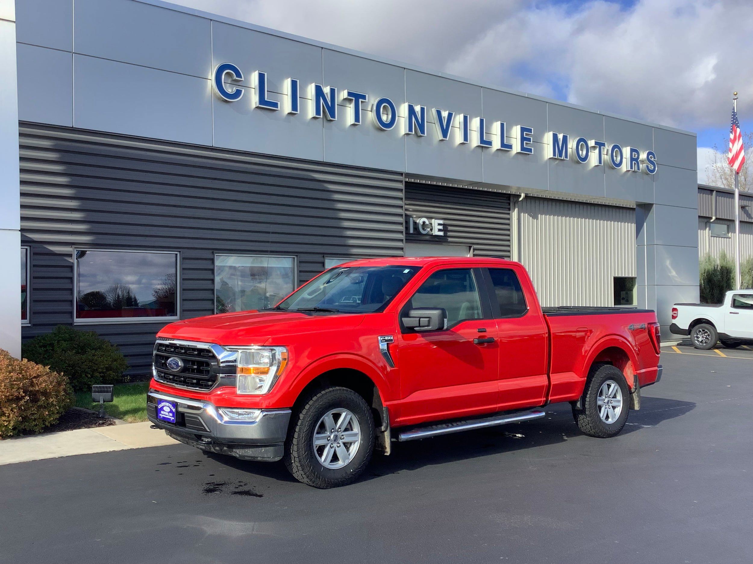 Certified 2021 Ford F150 XLT w/ Trailer Tow Package AWD/4WD image 1