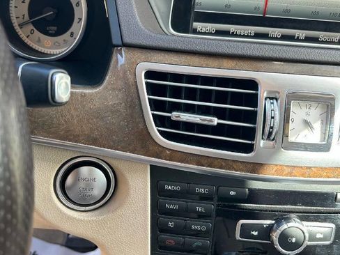 Used 2014 Mercedes-Benz E 350 Sedan image 33