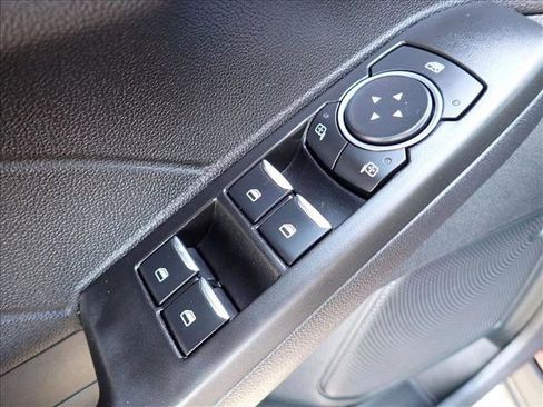 Used 2021 Ford Escape SEL image 16