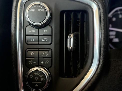 Used 2021 GMC Sierra 1500 SLT w/ SLT Convenience Package image 31