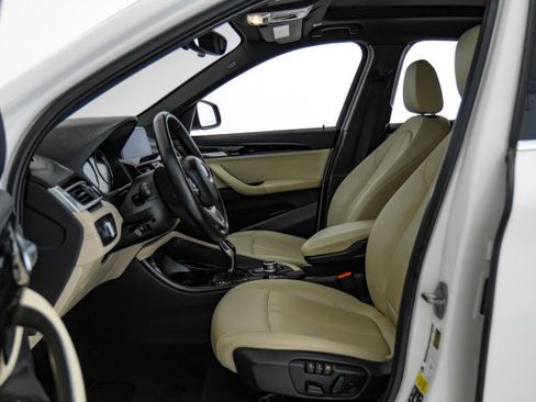 Used 2022 BMW X1 xDrive28i w/ Premium Package image 29