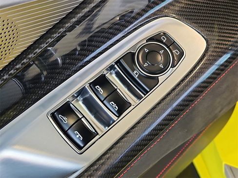 Certified 2023 Chevrolet Corvette Z06 w/ Z07 Performance Package image 27