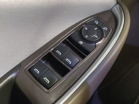 Used 2020 Chevrolet Malibu LT FWD image 27