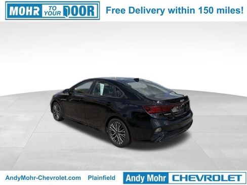 Used 2023 Kia Forte GT-Line w/ GT-Line Premium Package FWD image 3