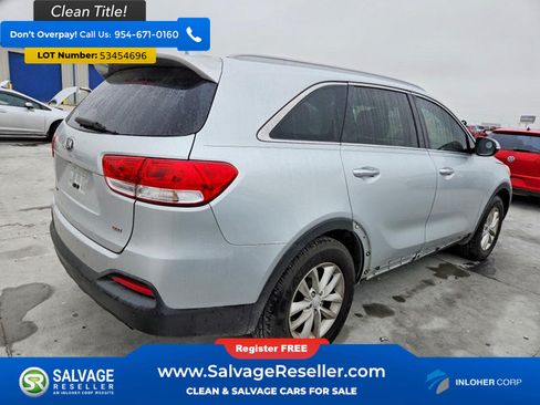 Used 2017 Kia Sorento FWD w/ LX Convenience Package image 4