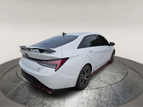 Used 2022 Hyundai Elantra N FWD image 2