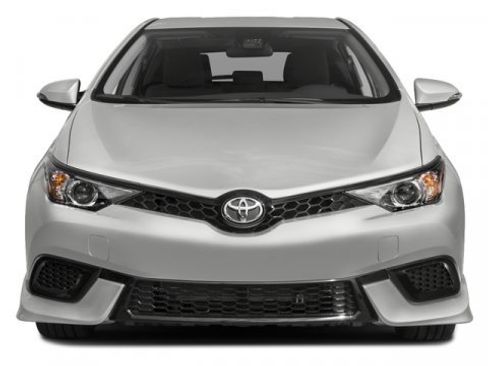 Used 2018 Toyota Corolla iM image 6