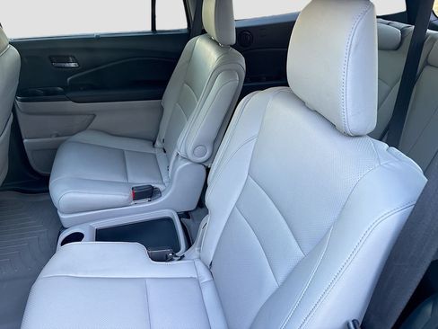 Used 2022 Honda Pilot Elite image 25