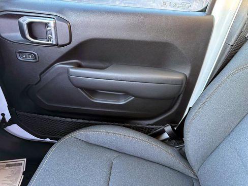 New 2026 Jeep Wrangler Unlimited Sport image 17