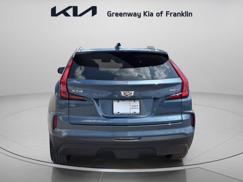 Used 2024 Cadillac XT4 Luxury w/ Cold Weather Package FWD image 6