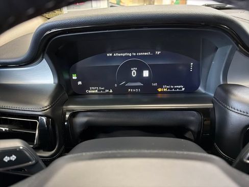 Used 2023 Lincoln Nautilus AWD w/ Premium Package image 18