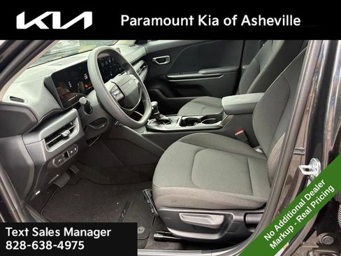New 2026 Kia K4 FWD image 16
