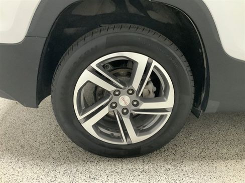 Used 2020 GMC Terrain SLT w/ Preferred Package AWD/4WD image 11