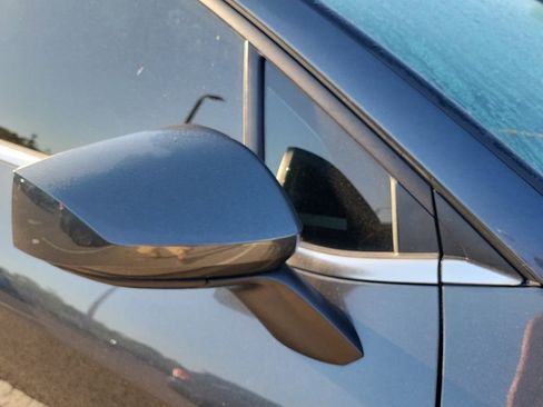 Used 2025 Kia Sportage LX image 7