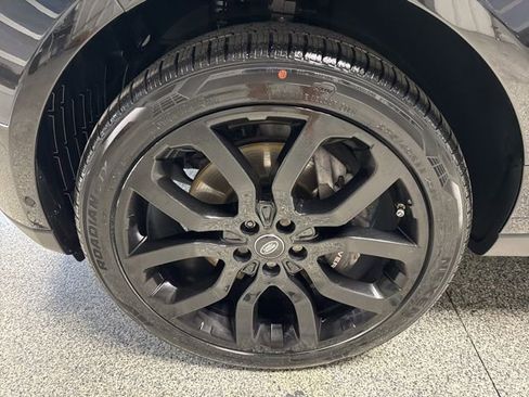 Used 2020 Land Rover Range Rover HSE AWD/4WD image 4