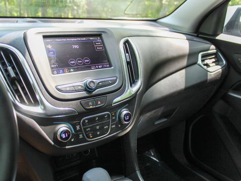 Used 2024 Chevrolet Equinox LT image 14