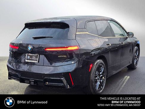 New 2026 BMW iX xDrive60 w/ M Sport Package image 3