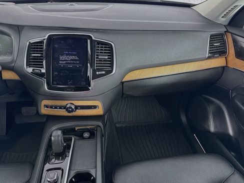 Used 2021 Volvo XC90 T8 Inscription Expression w/ Advanced Package image 25