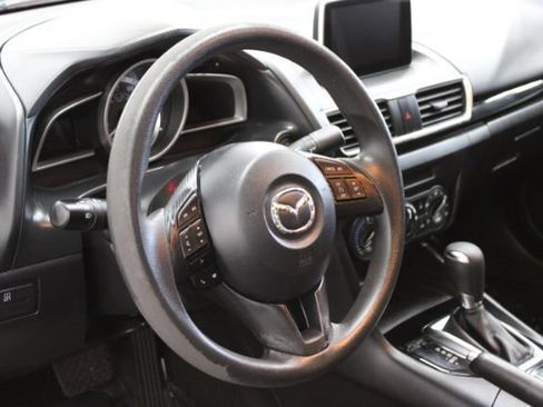 Used 2015 MAZDA MAZDA3 i Sport FWD image 12