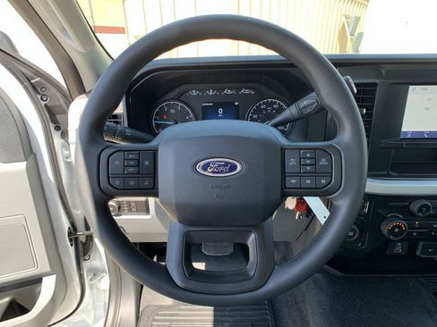 New 2025 Ford F350 XL w/ XL Chrome Package RWD image 44