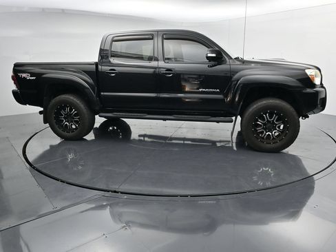 Used 2013 Toyota Tacoma 4x4 Double Cab w/ TRD Sport Pkg image 9