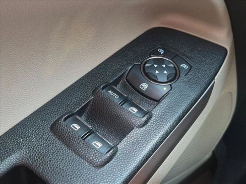 Used 2021 Ford EcoSport S FWD image 9