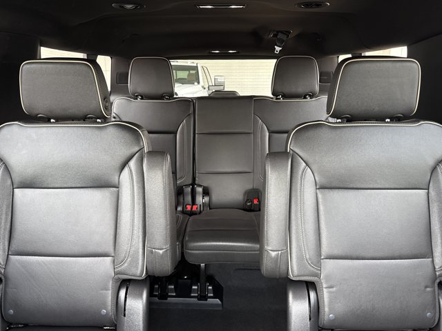 Used 2023 Chevrolet Suburban Premier AWD/4WD image 20