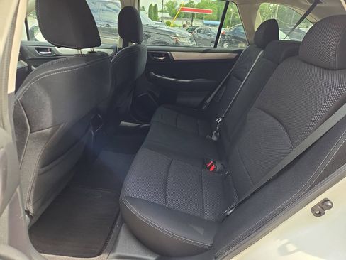 Used 2016 Subaru Outback 2.5i Premium AWD/4WD image 18