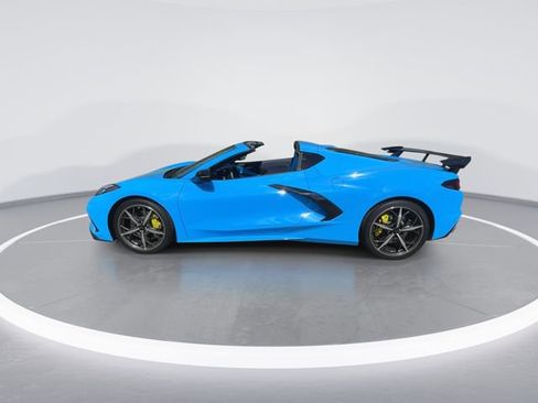Used 2023 Chevrolet Corvette Stingray Premium Cpe w/ Z51 Performance Package RWD image 7
