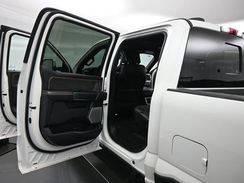 Certified 2024 Ford F250 Platinum AWD/4WD image 20