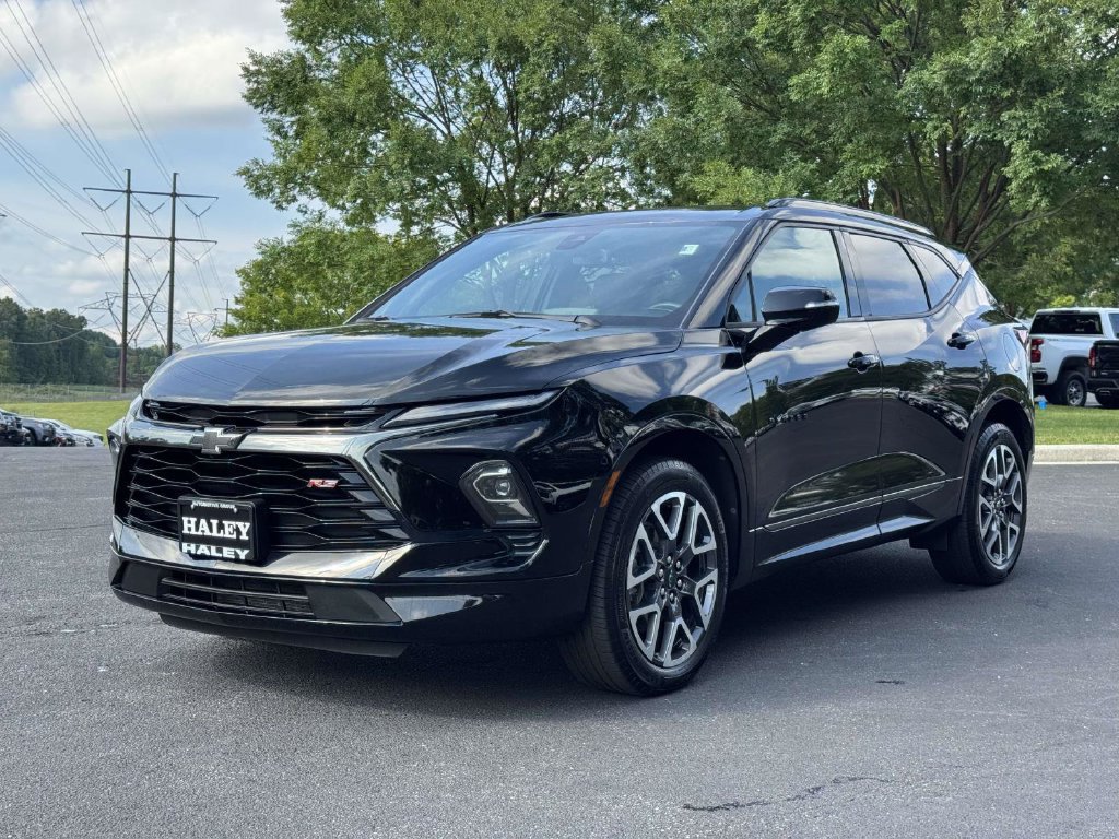 Used 2025 Chevrolet Blazer RS FWD image 25