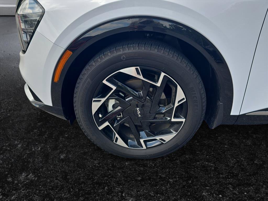 Used 2024 Kia Sportage SX FWD image 9