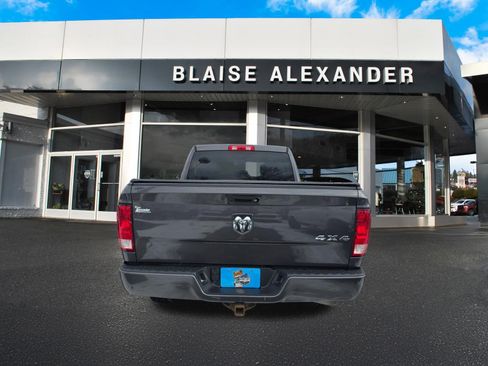 Used 2017 RAM 1500 Express image 4