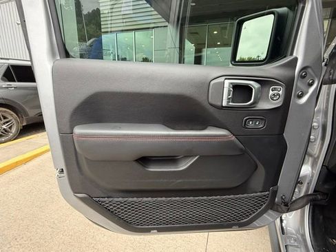 Used 2020 Jeep Wrangler Unlimited Rubicon AWD/4WD image 12