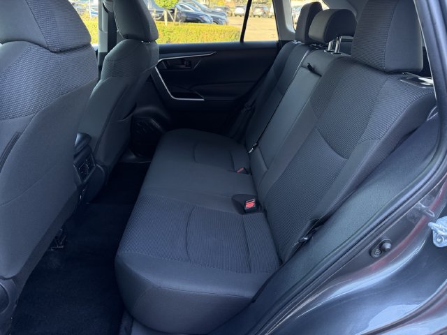 Certified 2025 Toyota RAV4 LE AWD/4WD image 25