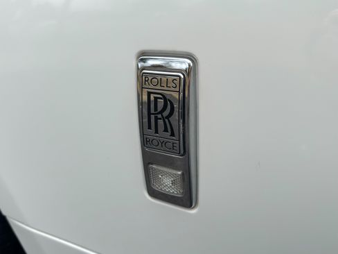 Used 2016 Rolls-Royce Wraith RWD image 13