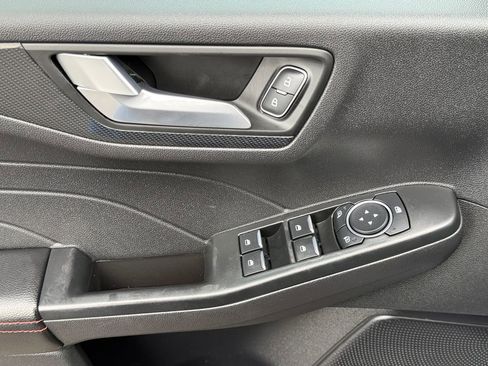 Used 2025 Ford Escape ST-Line w/ Tech Pack #1 image 11