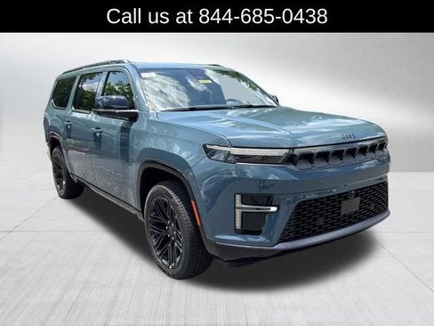 New 2026 Jeep Grand Wagoneer L Limited AWD/4WD image 3