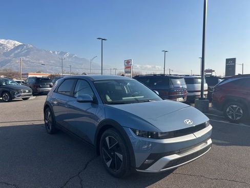 New 2026 Hyundai Ioniq 5 SEL image 3