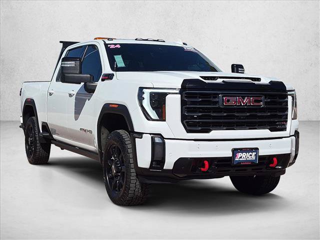 Used 2024 GMC Sierra 2500 AT4 w/ AT4 Premium Plus Package AWD/4WD image 3