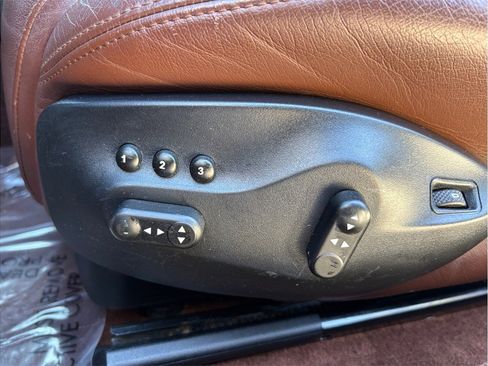 Used 2016 Maserati GranTurismo Sport image 19