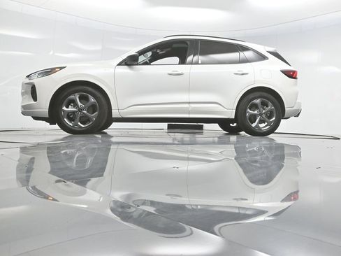 Used 2024 Ford Escape ST-Line w/ Tech Pack #1 image 7