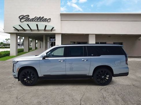 New 2026 Cadillac Escalade ESV Platinum Sport w/ LPO, ONYX Package AWD/4WD image 2